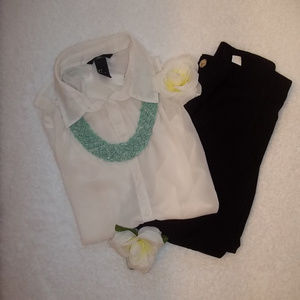 H&M Sleeveless White Button Down Size Small/2